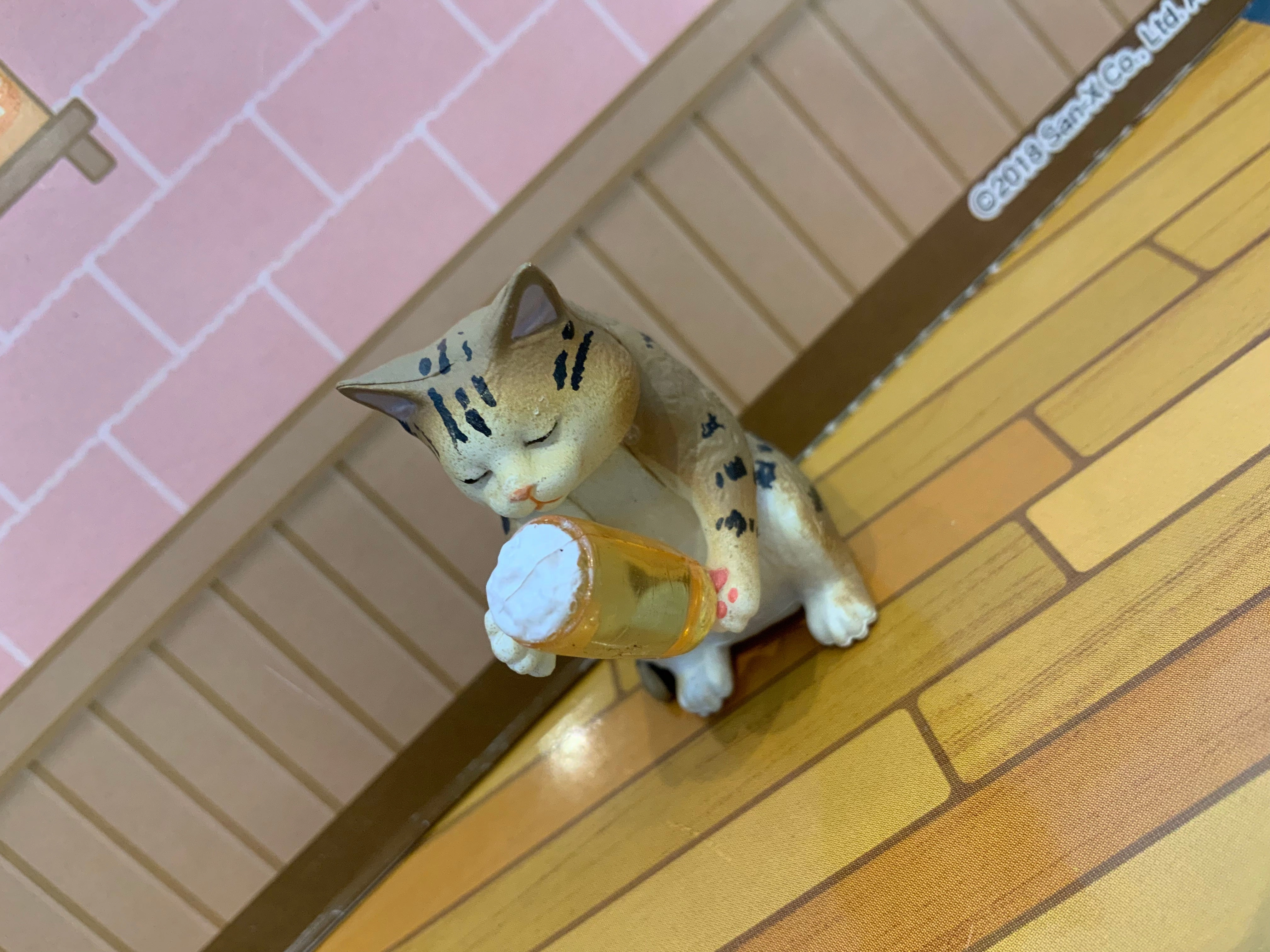 Premium Model Alcohol Party Drunk Cats and Dogs Figure 5 Pieces Set (In-stock)