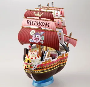 Online Game Collectible Item Bandai One Piece Grand Ship Collection #13 Queen Mama Chanter Model Kit