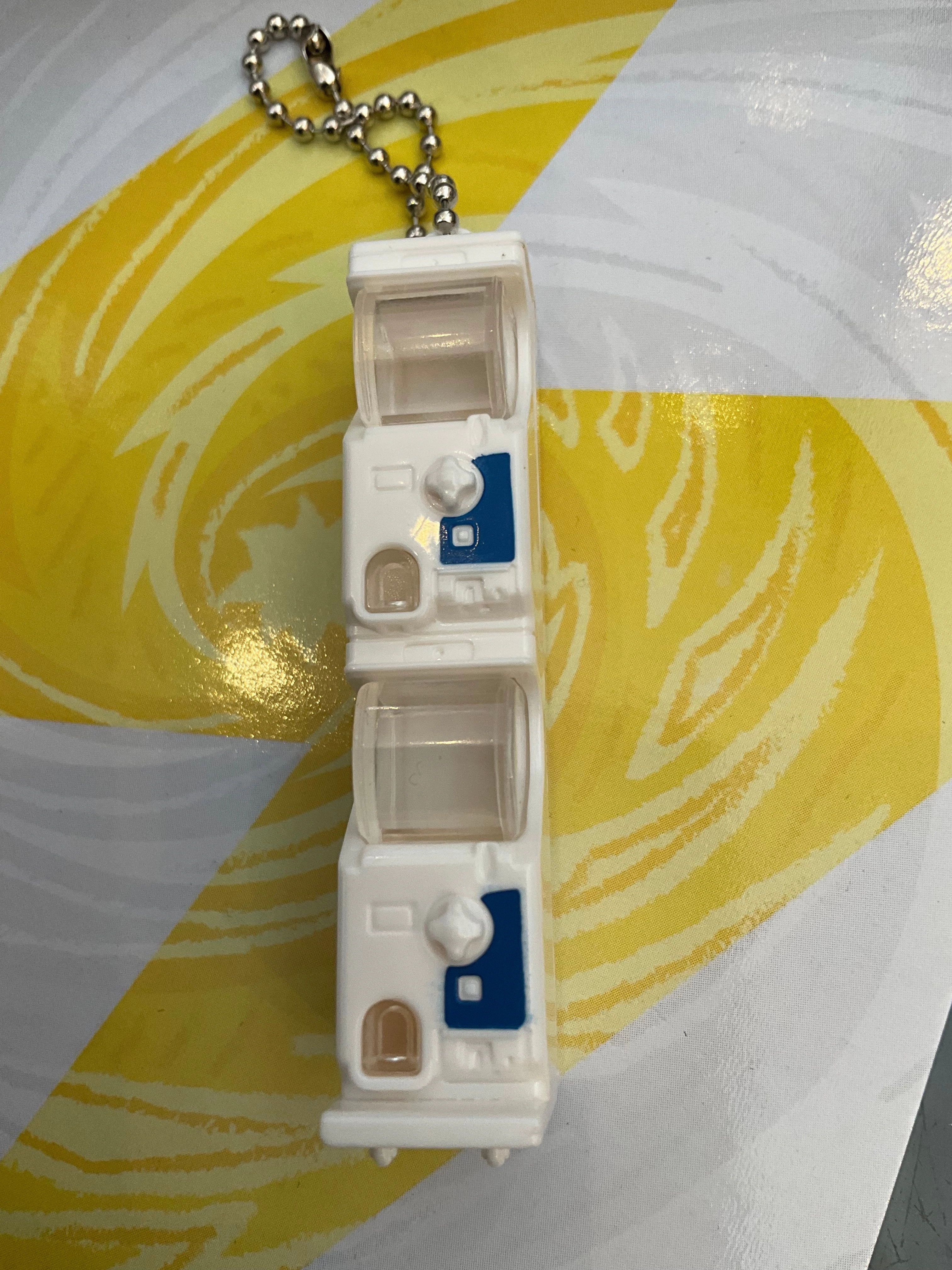 Sculpture Art Bandai Mini Gashapon Machine Figure Keychain 6 Pieces Set (In-stock)