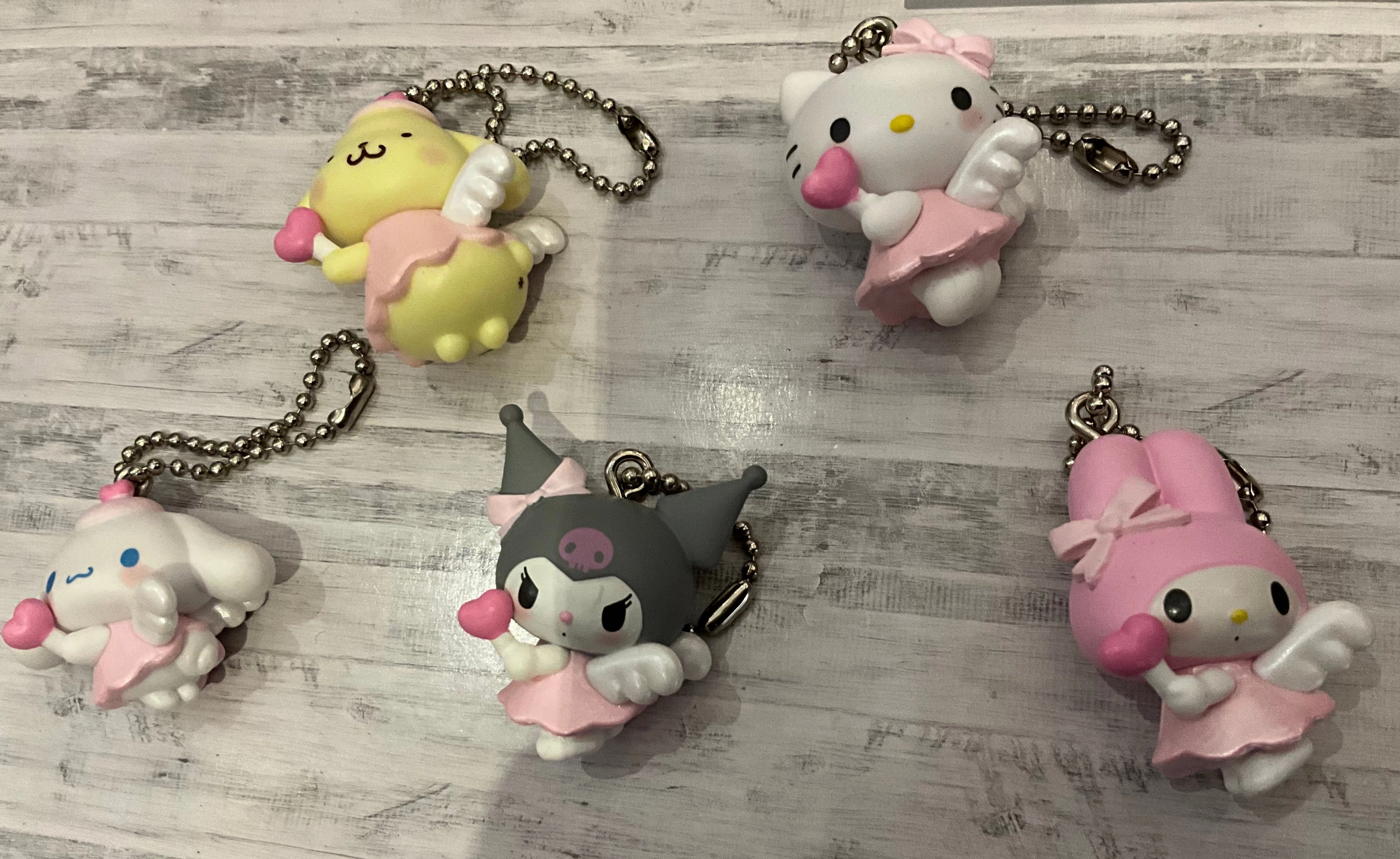 highly recommended Retro Game Sanrio Characters Dreamy Angels Small Figure Keychain 5 Pieces Set (In-stock)