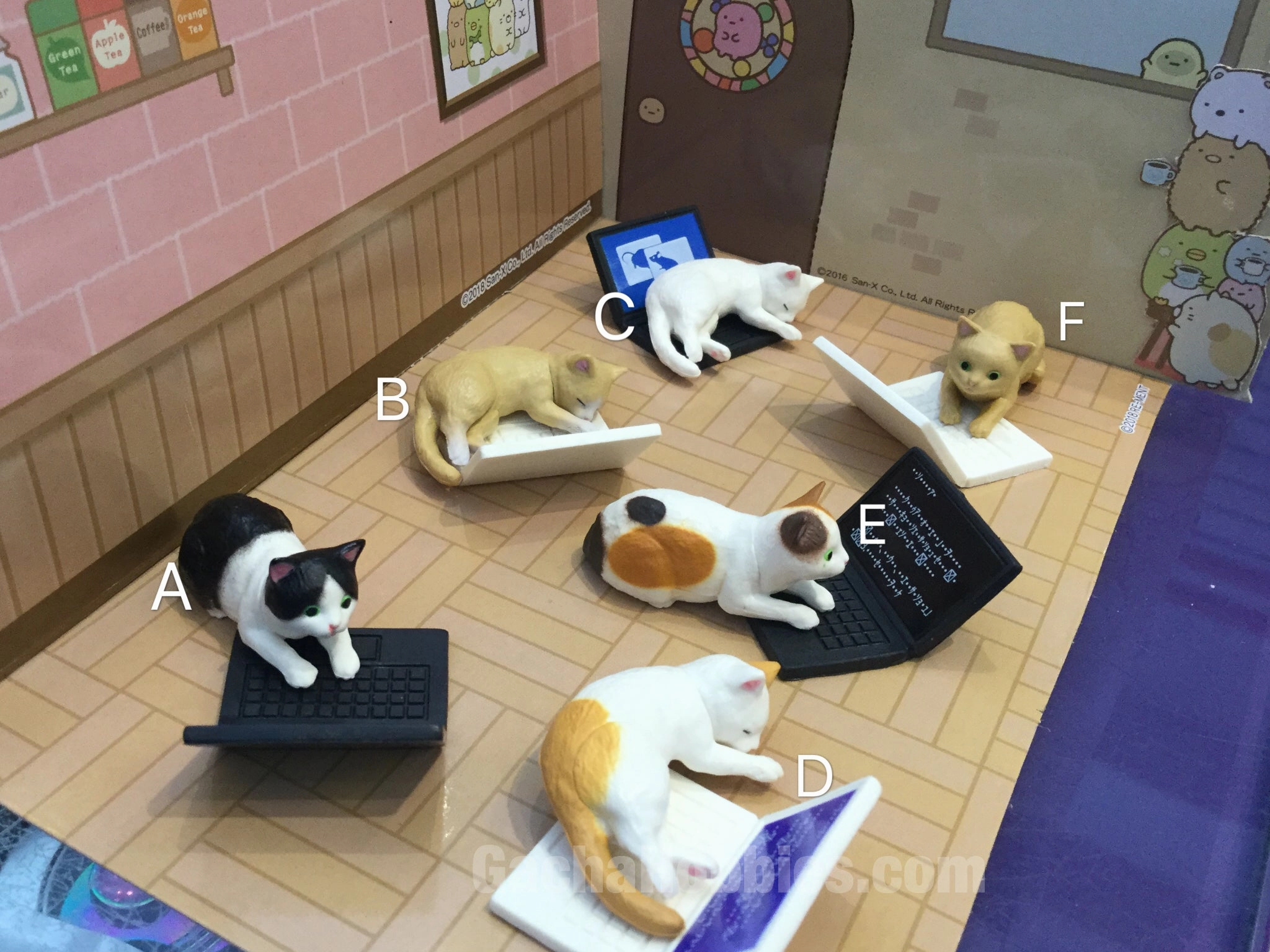 Cat and Laptop Figure Set 6 Pieces (In-stock) Realistic Sculpture