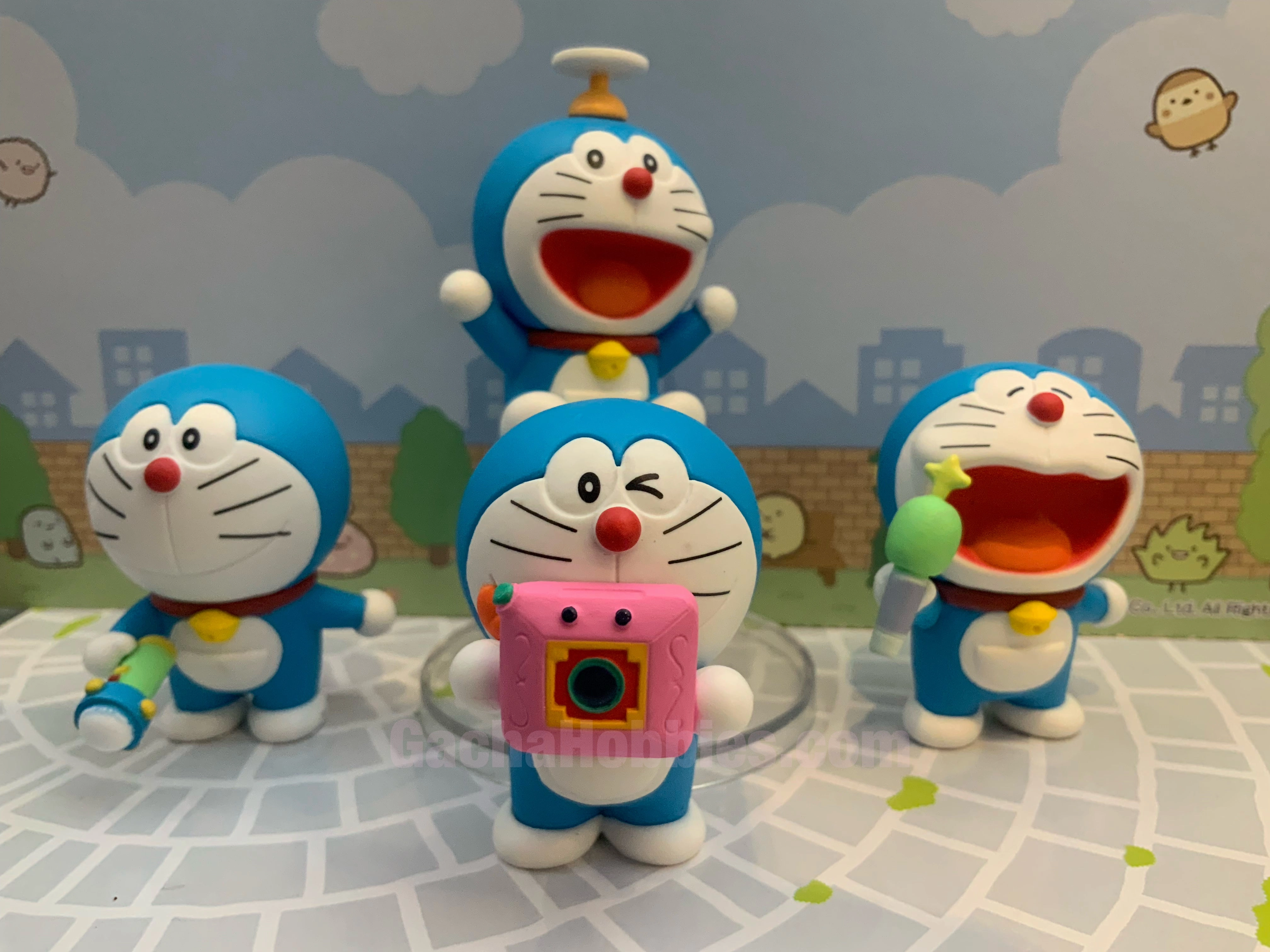 Doraemon Happy Life with Tools Mini Figure 4 Pieces Set (In-stock) Fish Replica Inclusive Toy