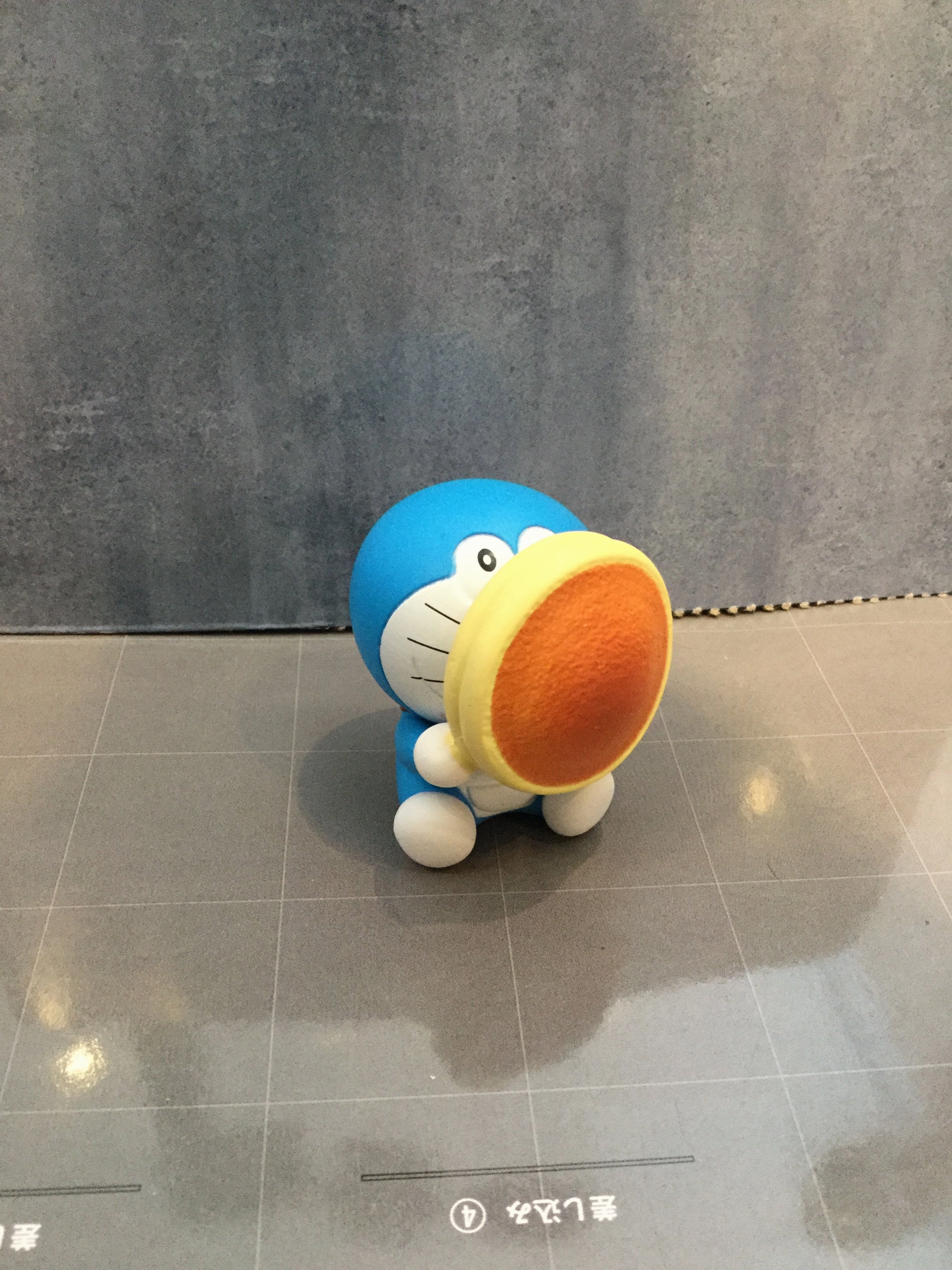 Year Round Doraemon Hide and Seek Figure Vol.1 4 Pieces Set (In-stock)