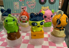 Tamagotchi Characters Light Up Figure Keychain 6 Pieces Set (In-stock) Train Model