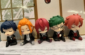 Disney Twisted Wonderland Character Sleeping on Shoulder Figure 5 Pieces Set (In-stock) Chibi Figure