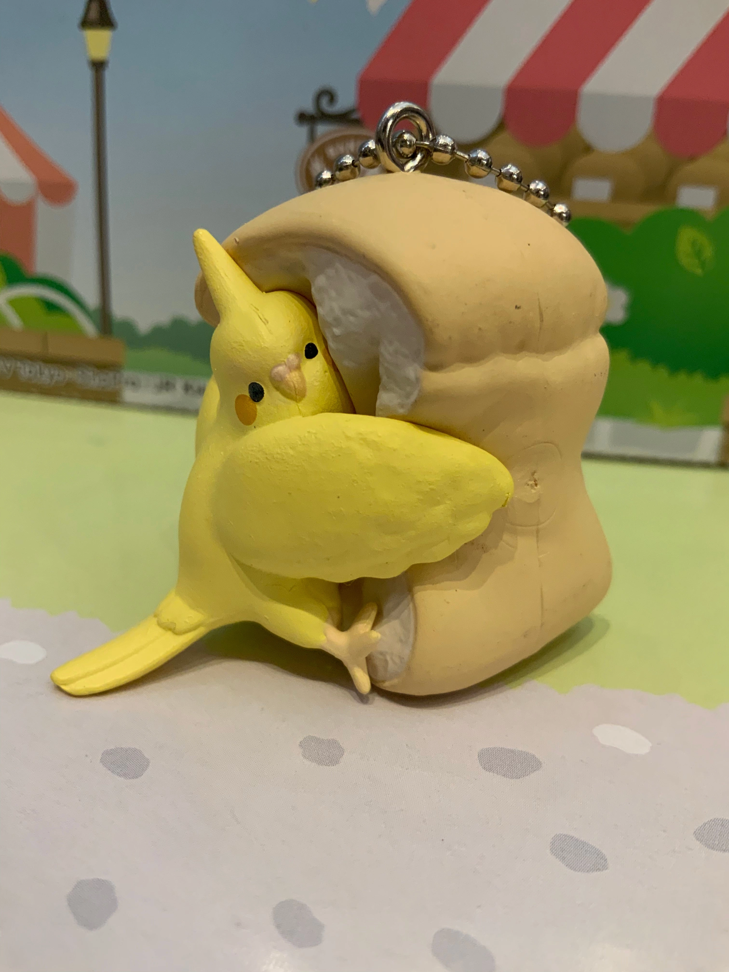 Blockbuster Movie Limited Hobby Lovely Bird Hugs Bread Figure Keychain 6 Pieces Set (In-stock)