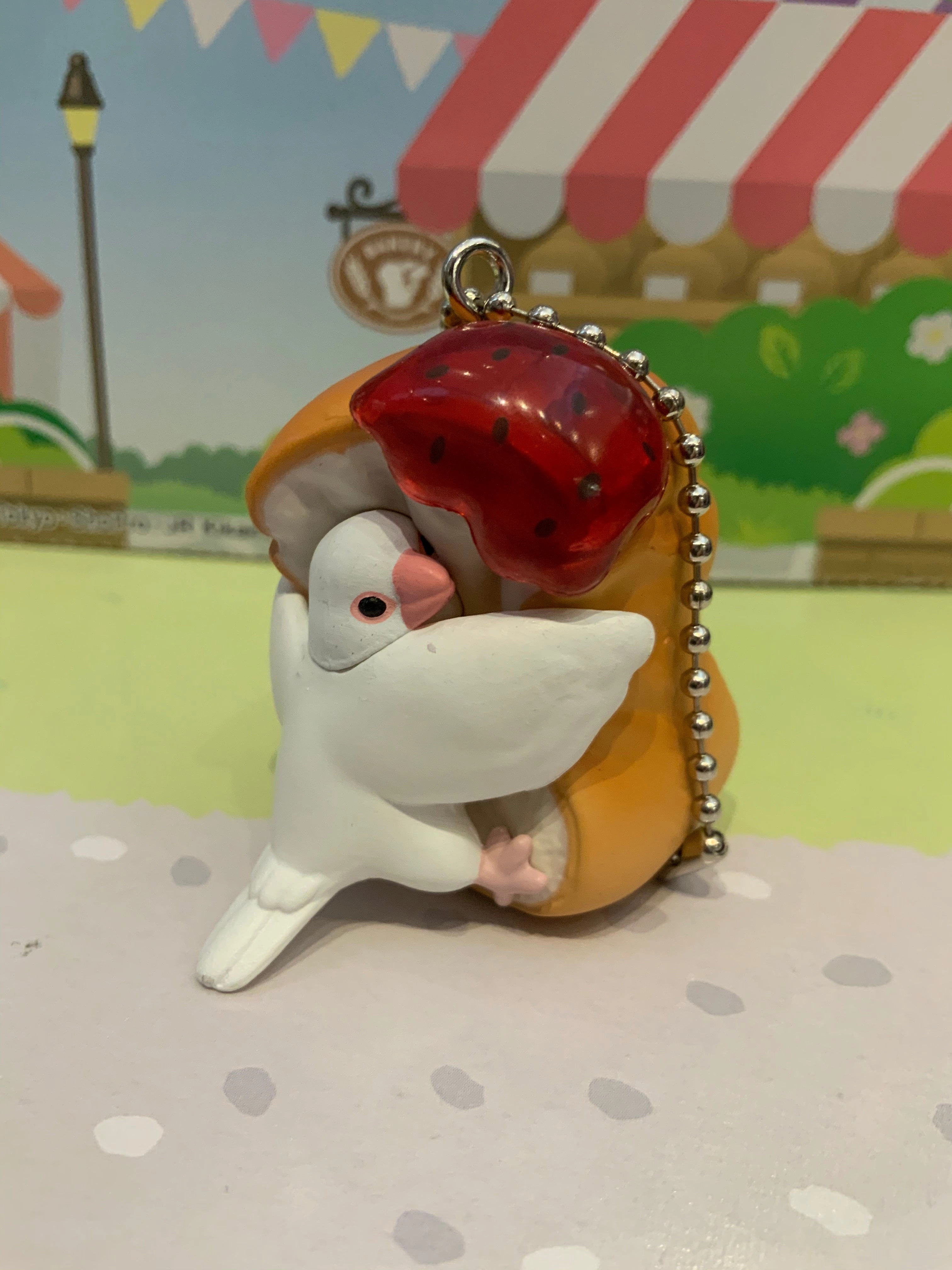 Action Collection Global Citizen Lovely Bird Hugs Bread Figure Keychain 6 Pieces Set (In-stock)