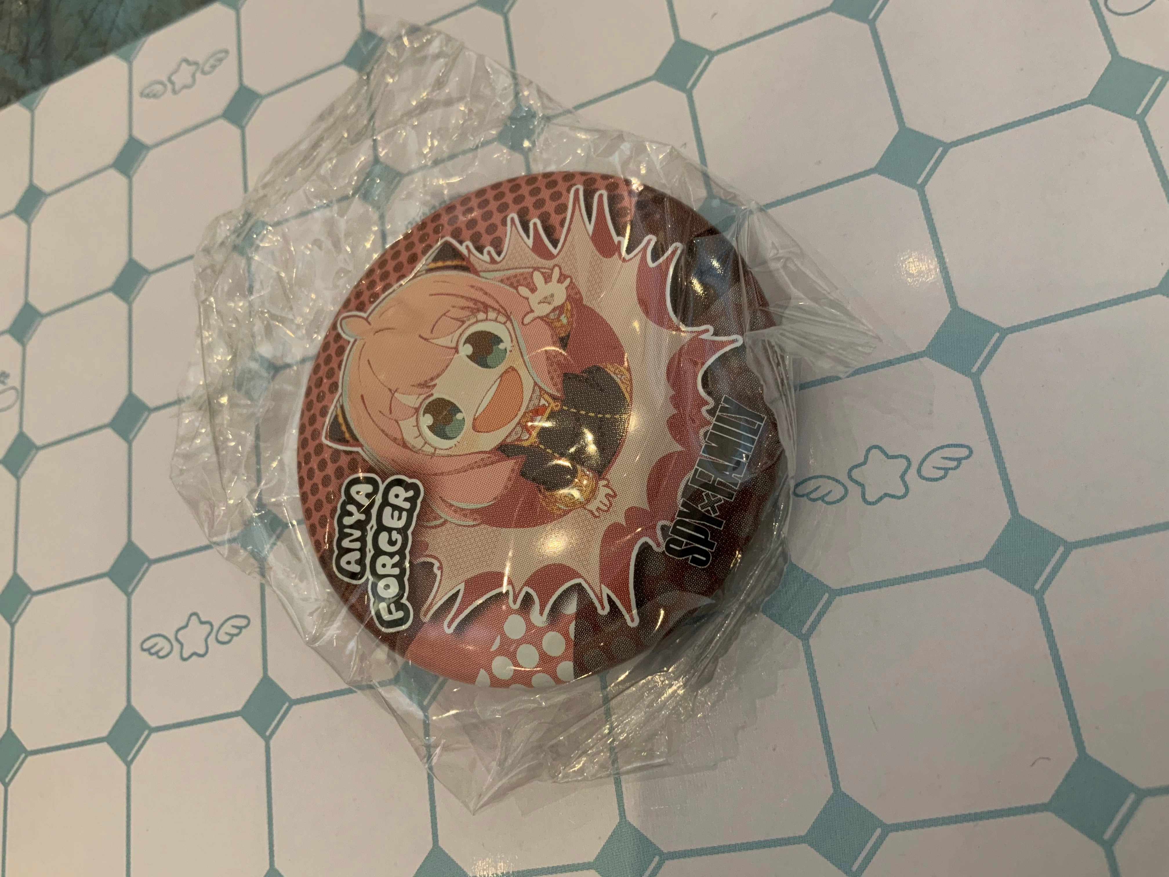 Designer Art Assembly Required Spy x Family Balloon POP Character Pin Badge 8 Pieces Set (In-stock)