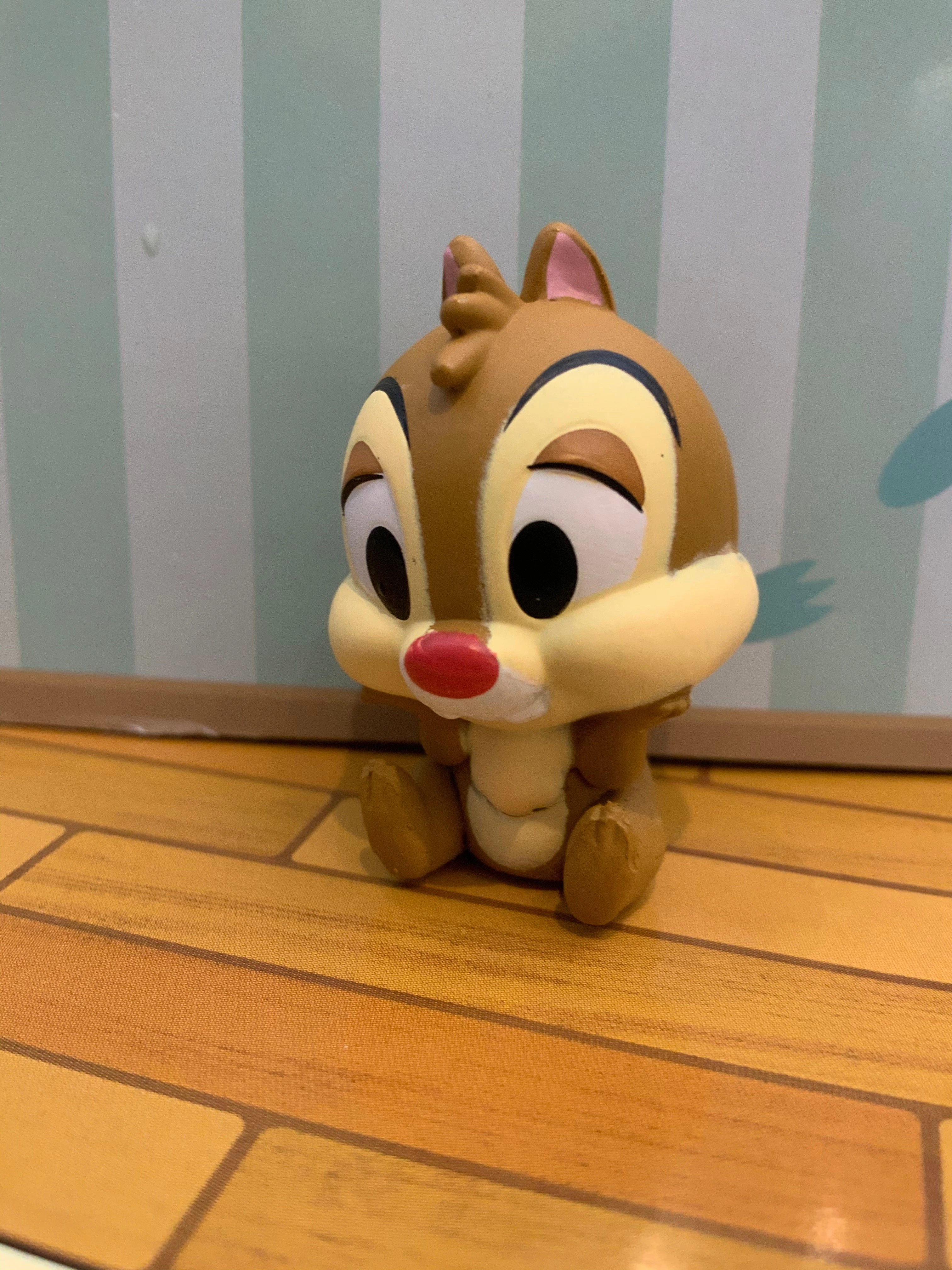 Disney Characters Cheek Supporting Mini Figures 5 Pieces Set (In-stock) Mathematical Model Collectible Sculpture