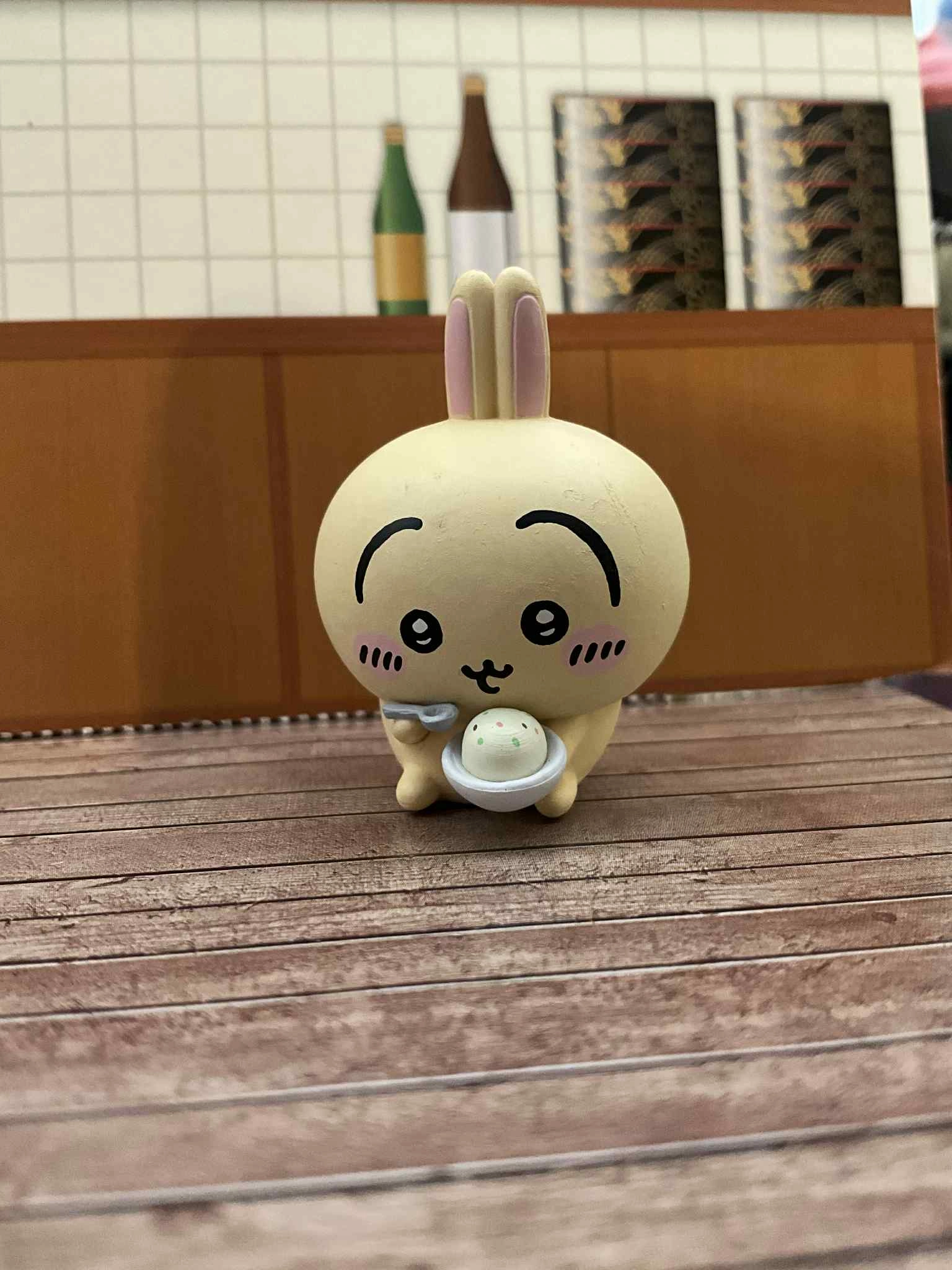 Chiikawa and Friends Eating Time Small Figure 5 Pieces Set (In-stock) Superhero Product