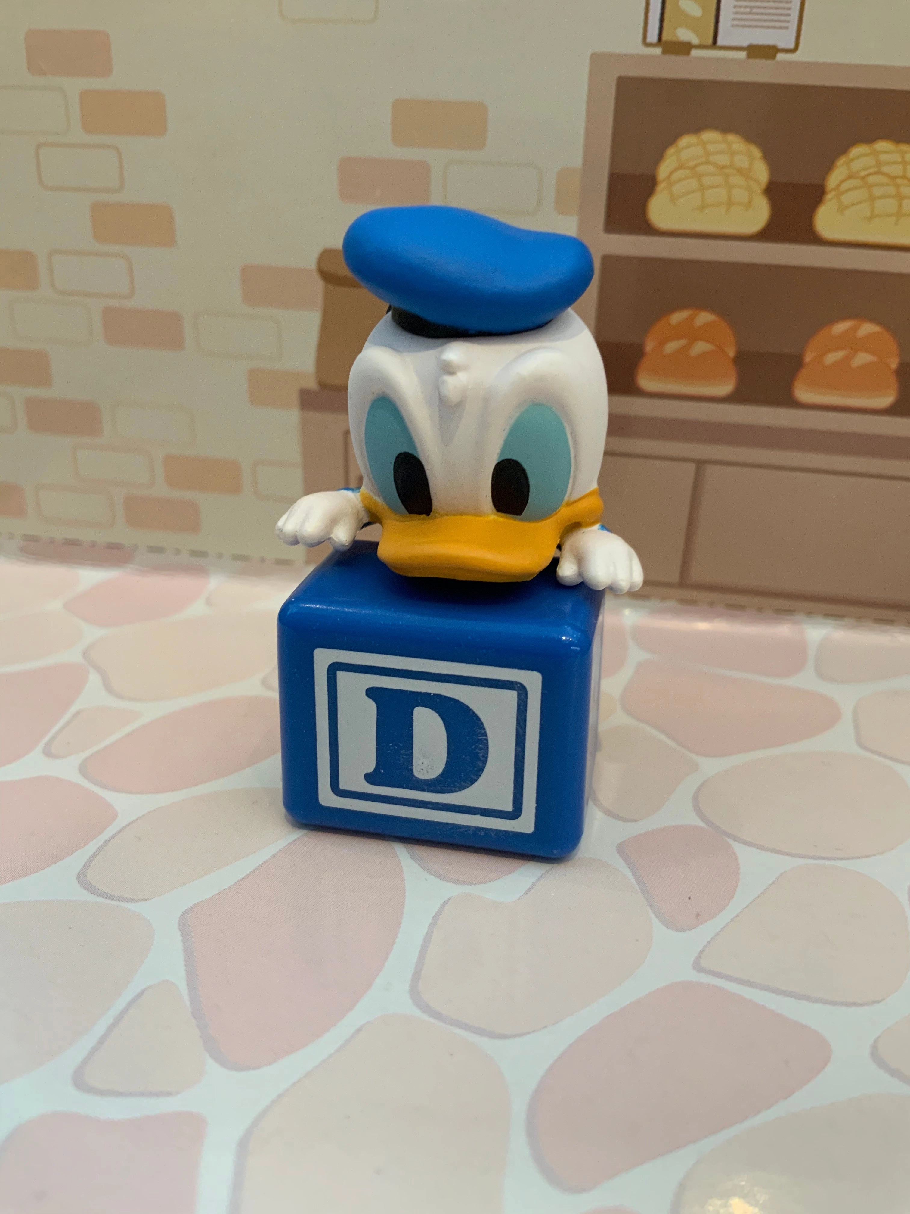 Pentanco Friends Disney Characters Phone Plug Figure 5 Pieces Set (In-stock) Monster Figure Robot Piece