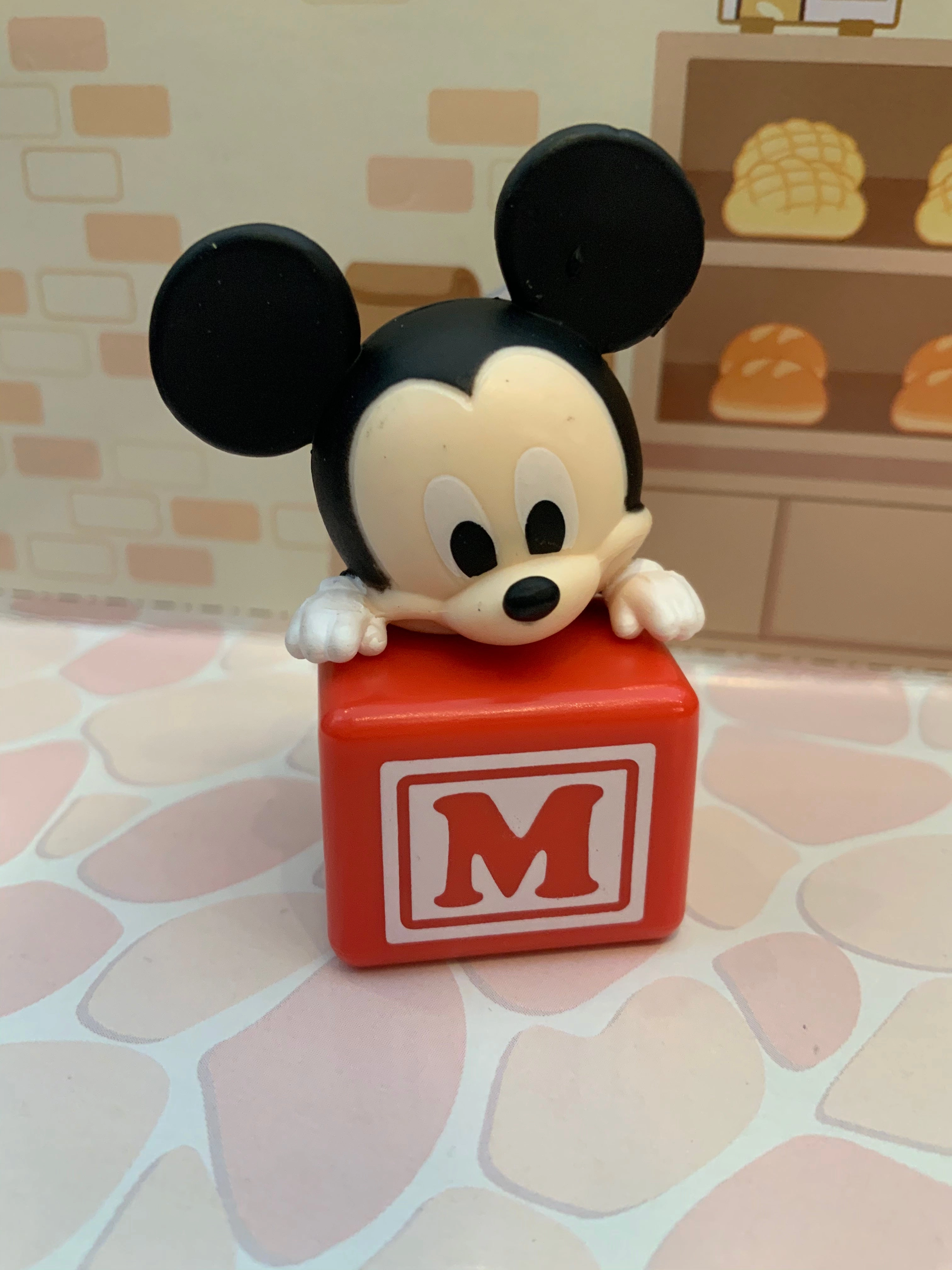 Pentanco Friends Disney Characters Phone Plug Figure 5 Pieces Set (In-stock) Collectible Decor