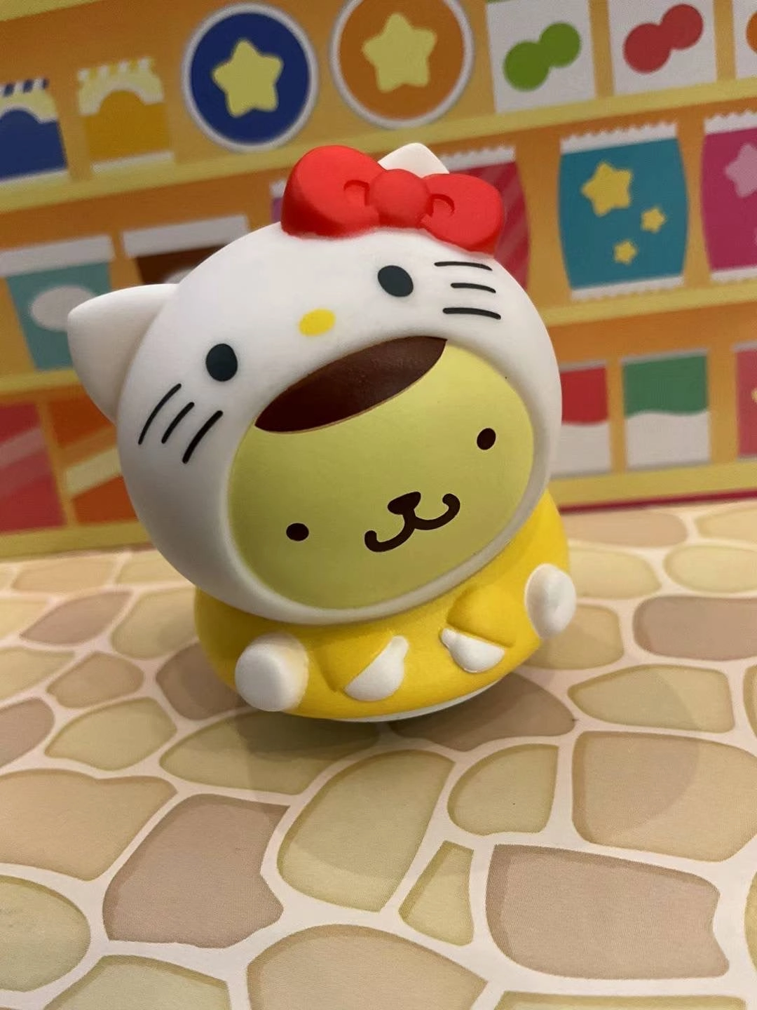 Superhero Statue Sanrio Characters with Hello Kitty Outfit Daruma Roly-Poly Small Figure 5 Pieces Set (In-stock)