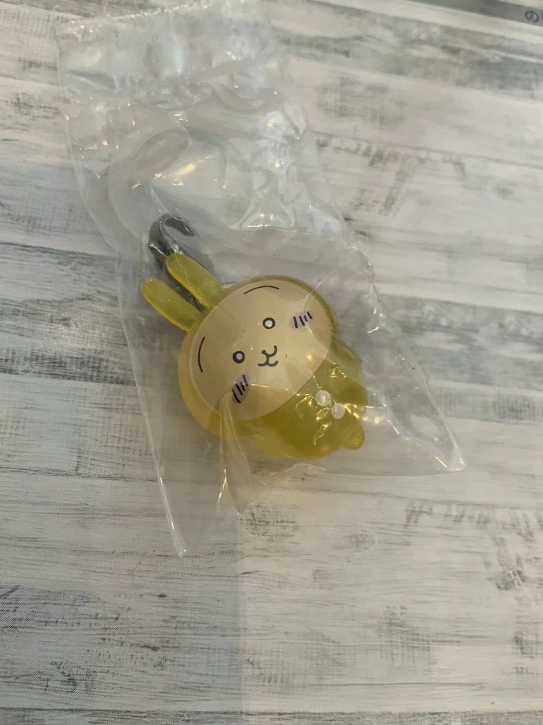 Bandai Chiikawa Translucent Keychain 5 Pieces Set (In-stock) Metallic Finish