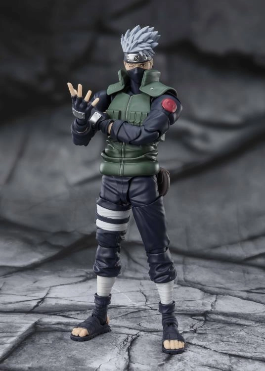 S.H. Figuarts Naruto: Shippuden Kakashi Hatake - Famed Sharingan Hero - Action Figure Everyday Use Universal Appeal