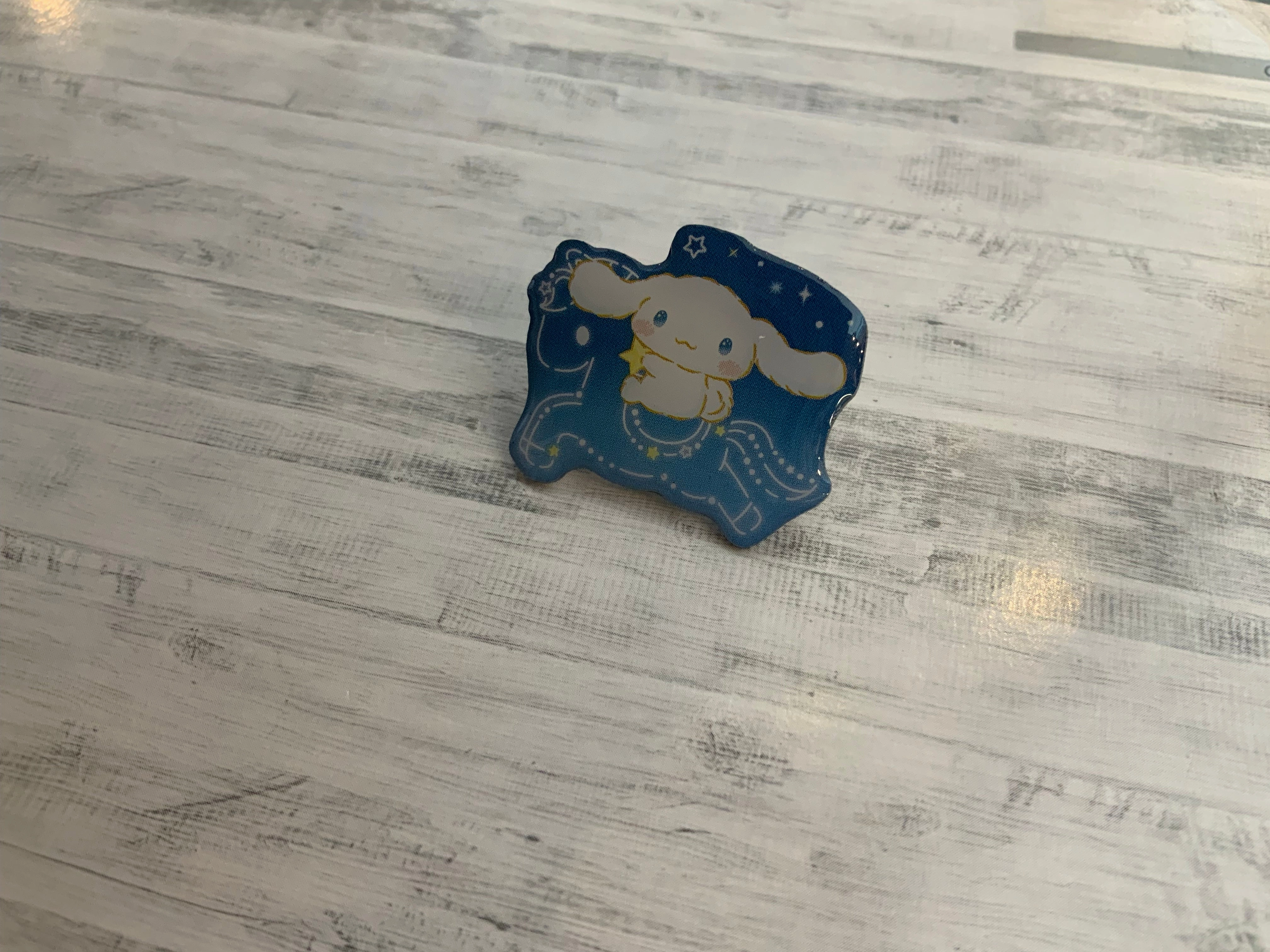 Classical Statue Pilot Model Sanrio Cinnamoroll Traveling Pin 5 Pieces Set (In-stock)