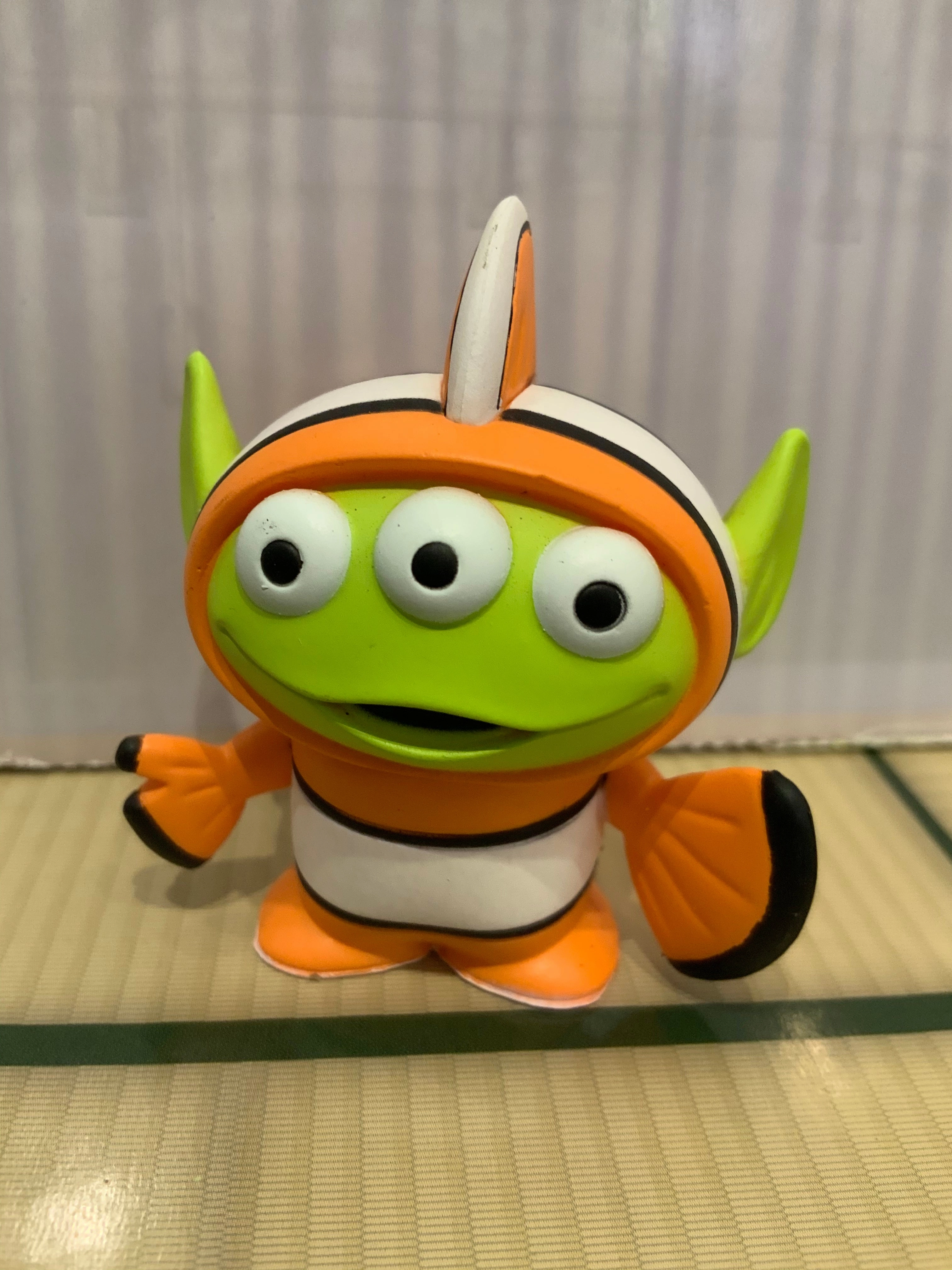 Man Cave Spacecraft Model Gashapon Toy Story Aliens Pixar Special Set (In Stock)