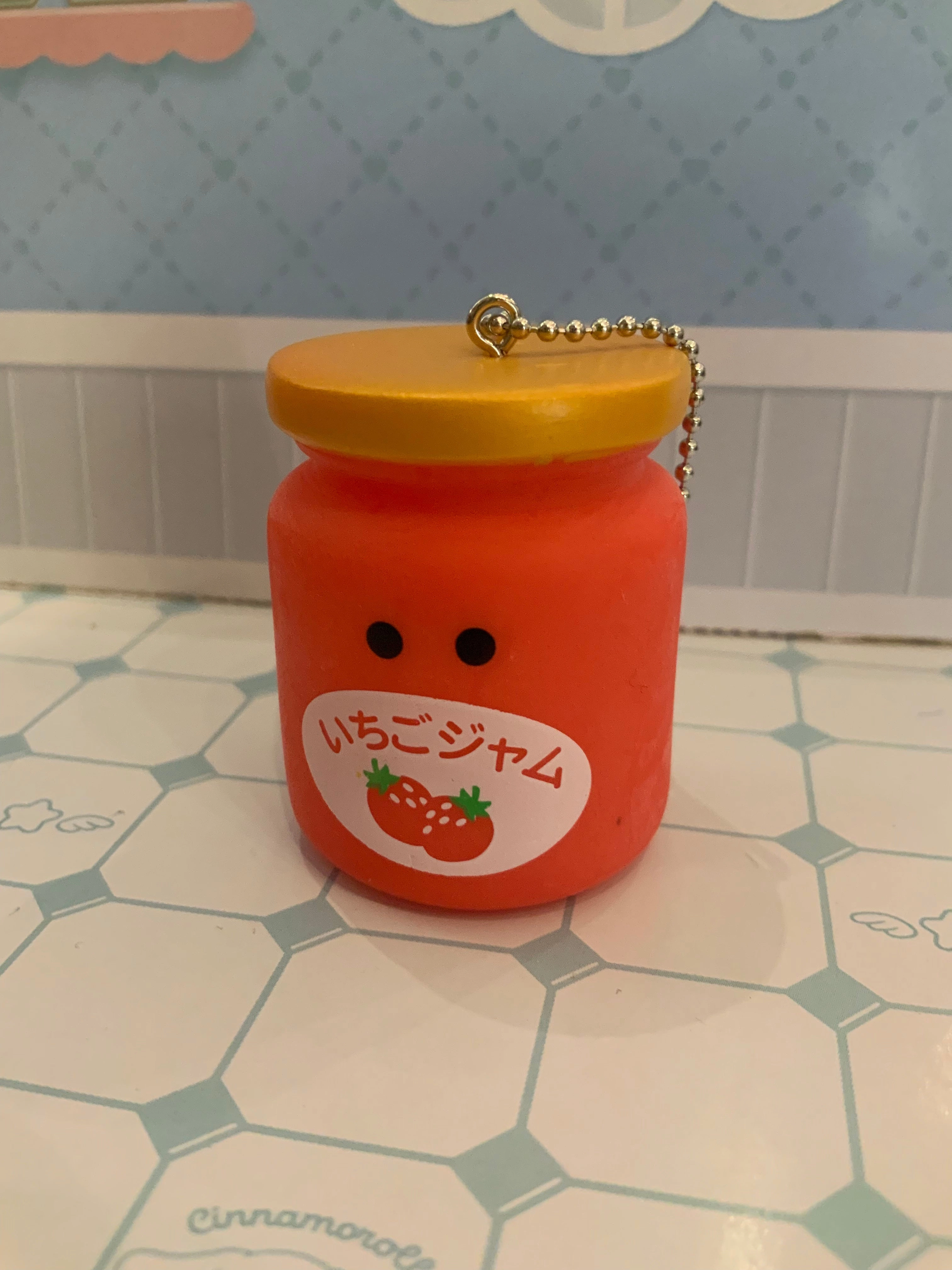 YELL Round Eyes Super Market Jam and Sauce Vinyl Figure 8 Pieces Set (In-stock) Gaming Showcase