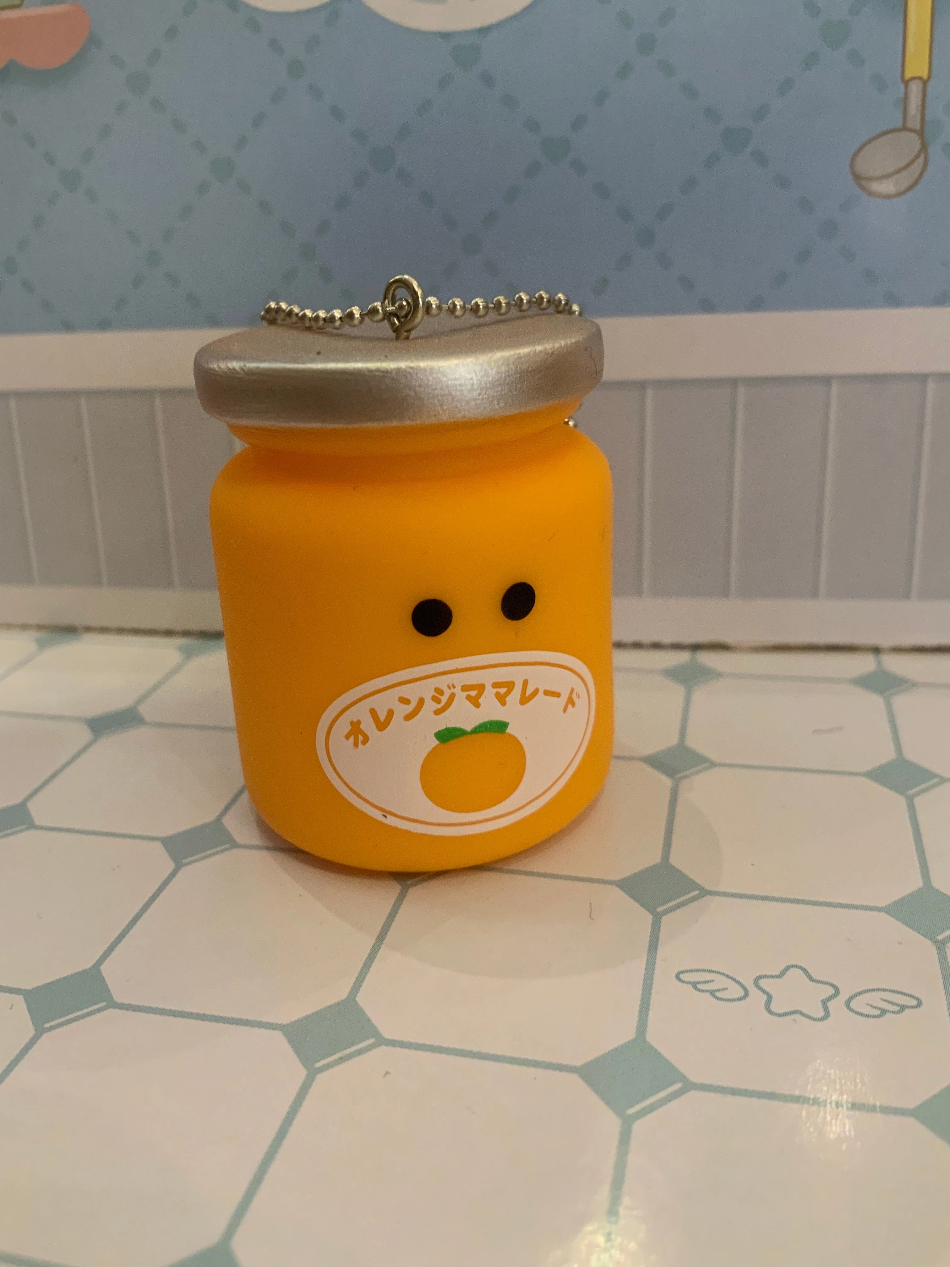 YELL Round Eyes Super Market Jam and Sauce Vinyl Figure 8 Pieces Set (In-stock) Extinct Creature Fine Detail